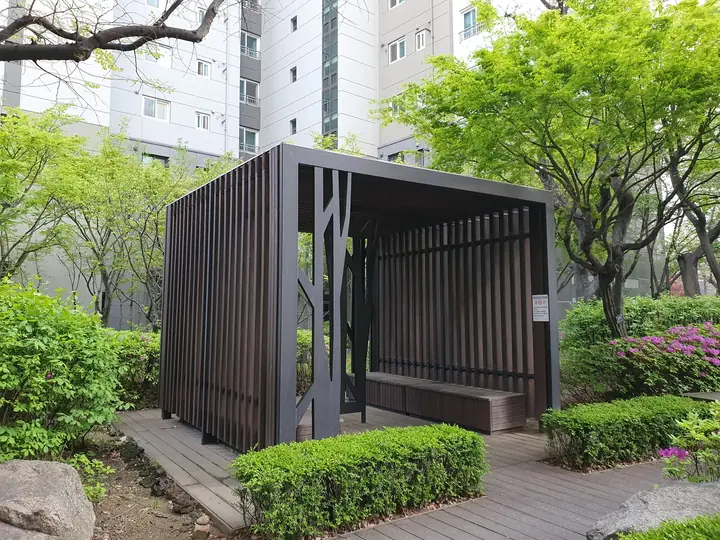 목재 파고라 쉼터