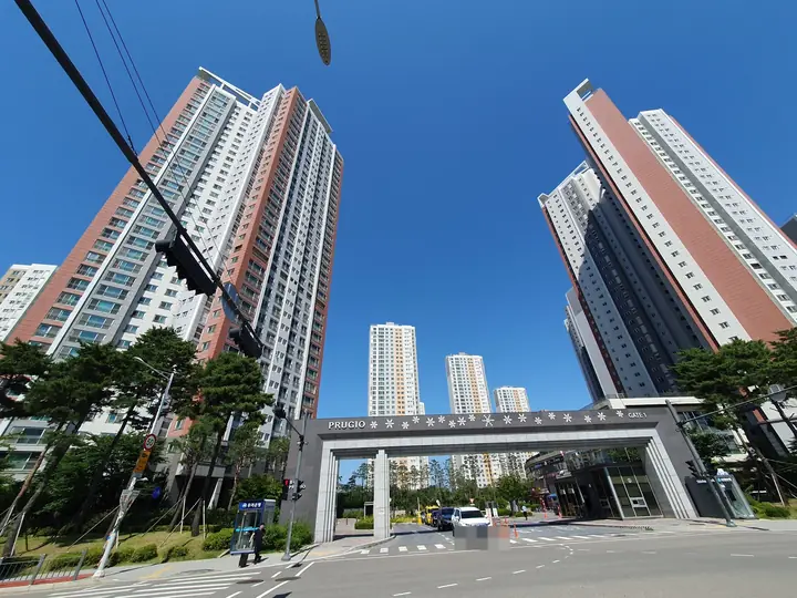 GATE 1 문주와 동 전경