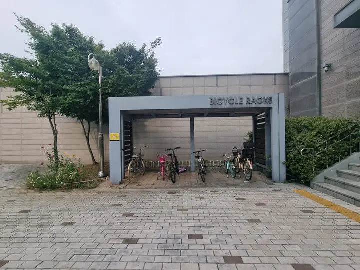BICYCLE RACKS 자전거 보관대